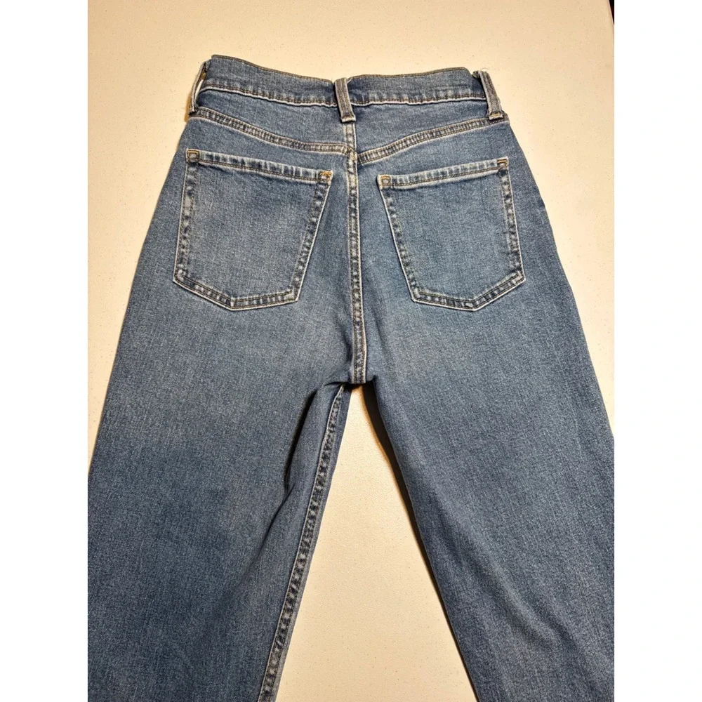 Old Navy Sky Hi Straight Jeans Mary Jo Wash Raw Hem Blue Denim 0 S/801741-00